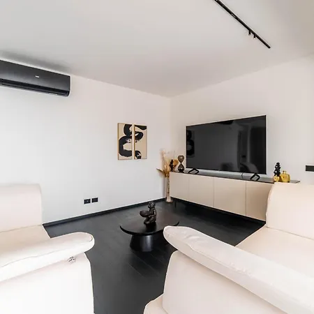 Apartment Dimora Eledia